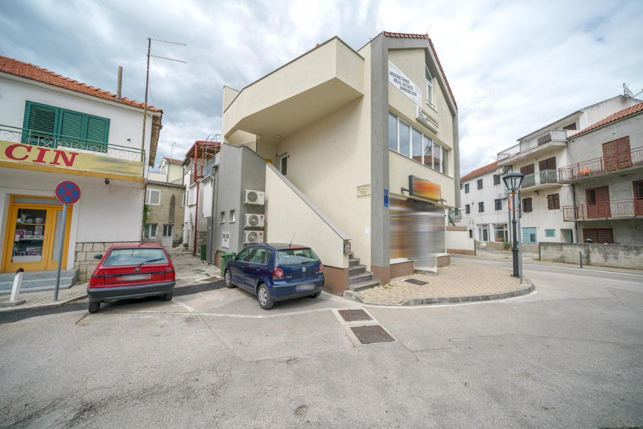 Ferienwohnung Studio Apartman Salis Vodice Exterior foto